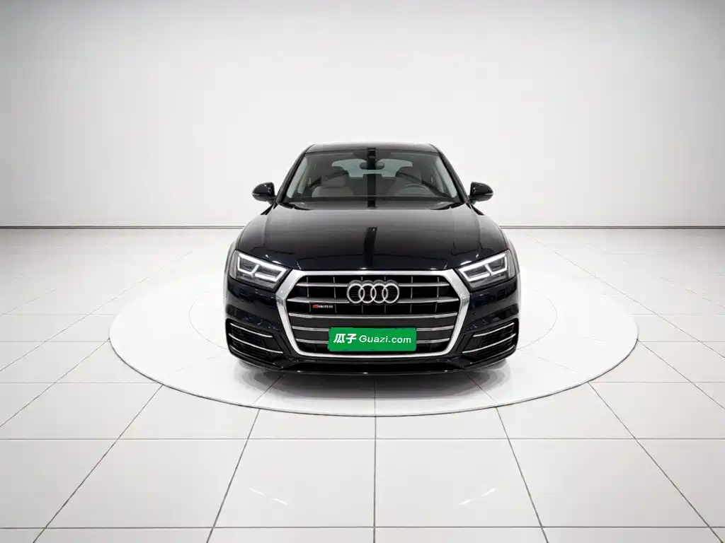Audi Q5L 2021 — фото 2