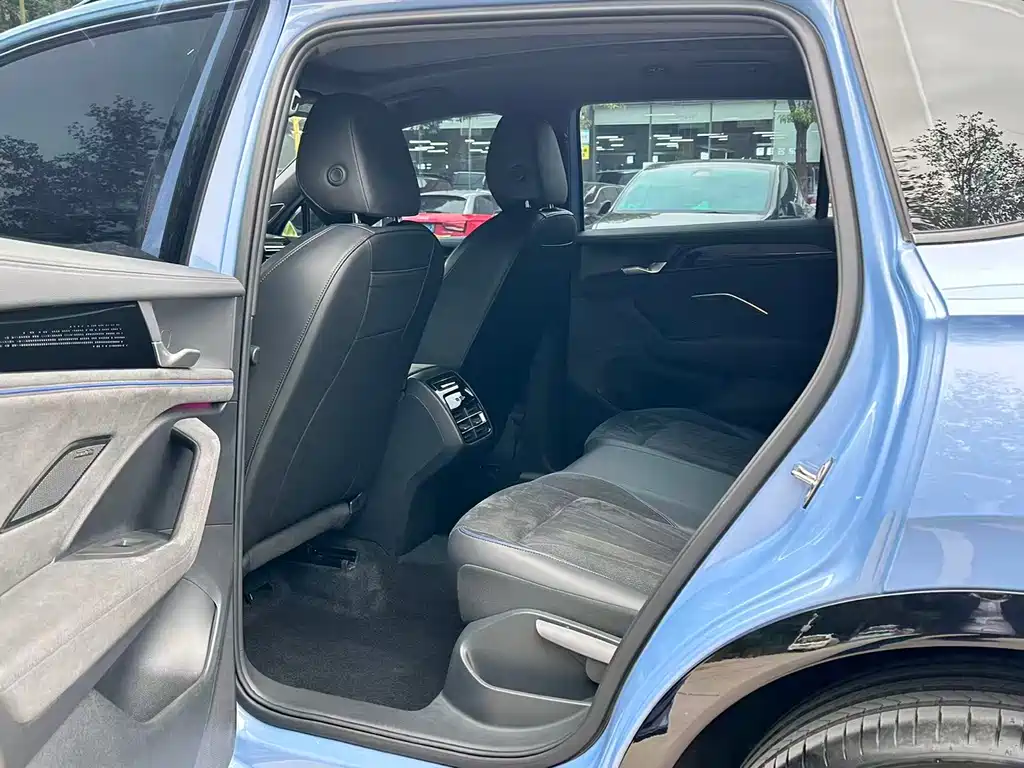 Volkswagen Tiguan L 2024