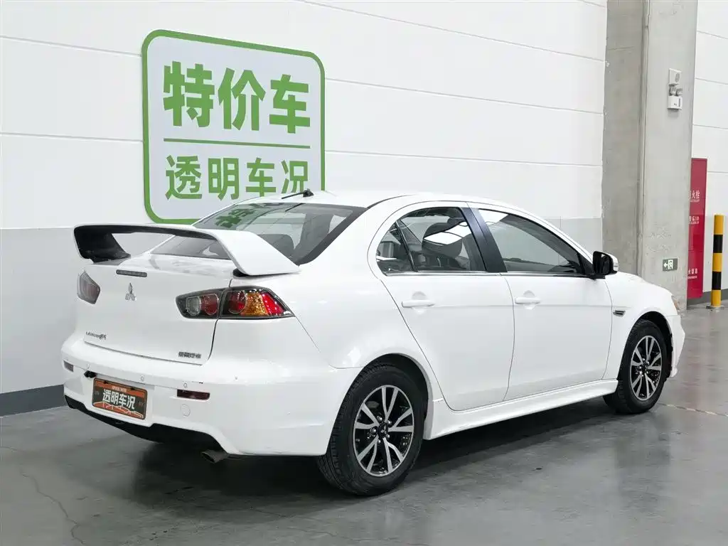 Mitsubishi Lancer EX 2015 — фото 2
