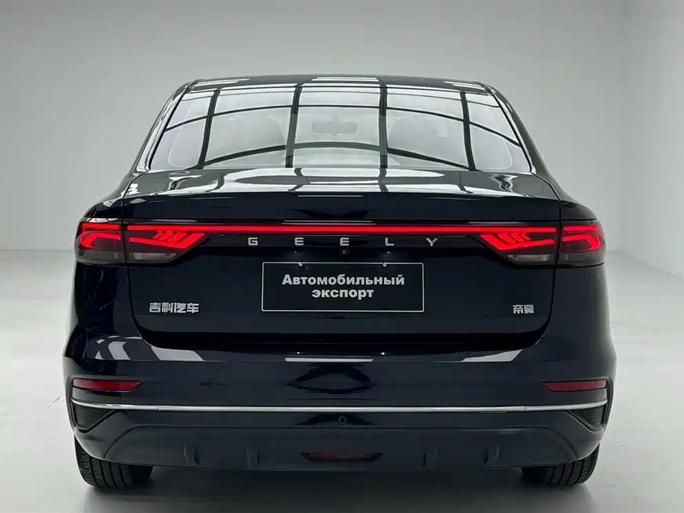 Geely Emgrand 2022 — фото 17