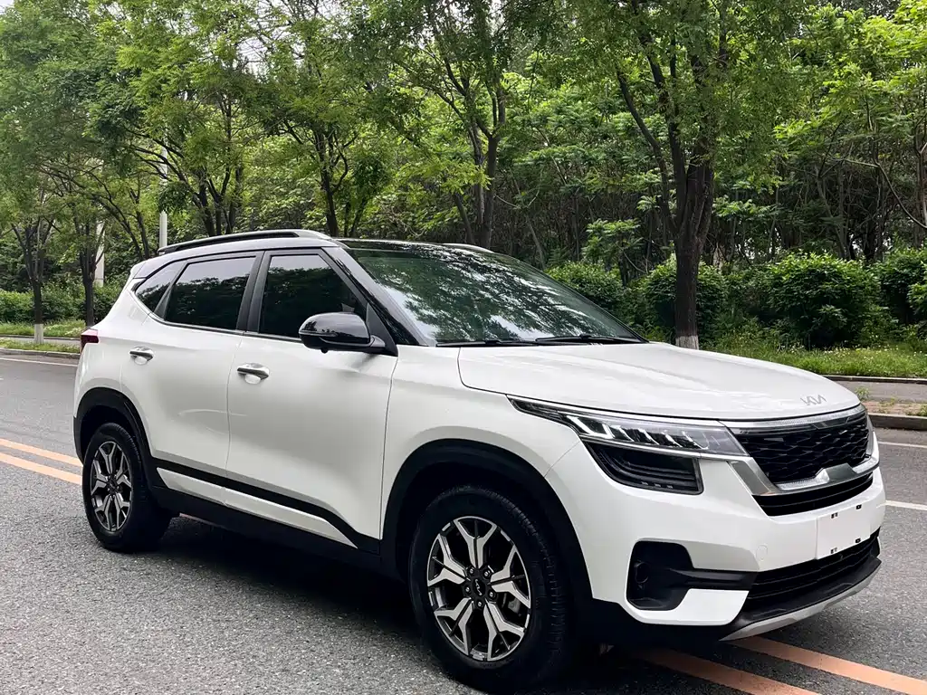 Kia KX3 2022 — фото 3