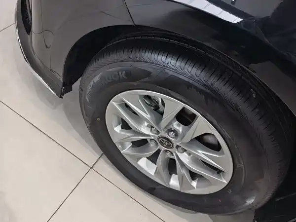 Toyota Granvia 2026