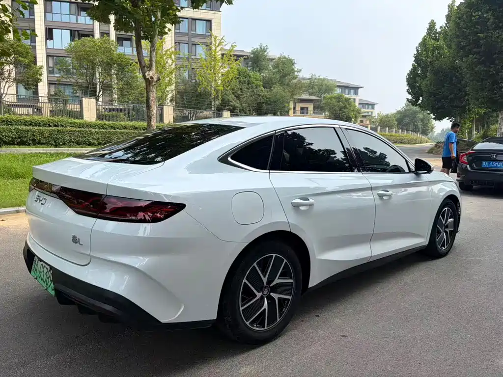 BYD Qin L 2024 — фото 7