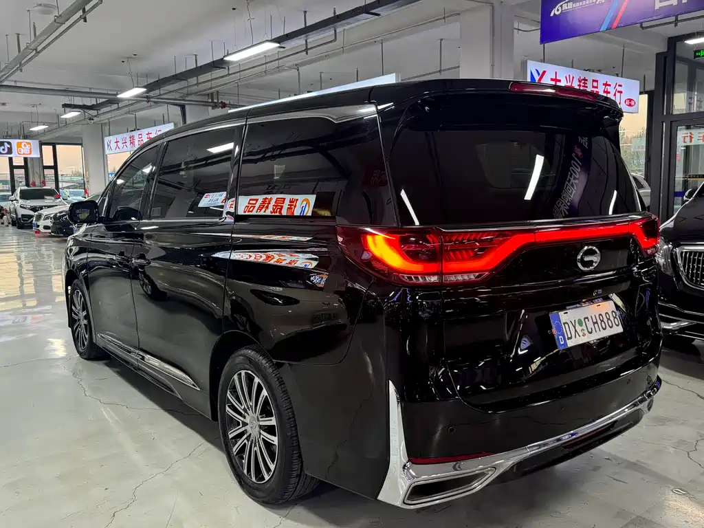 GAC Motor Trumpchi M8 2022 — фото 6