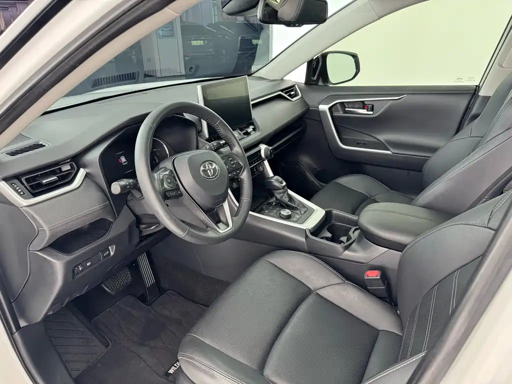 Toyota Wildlander 2020 — фото 10