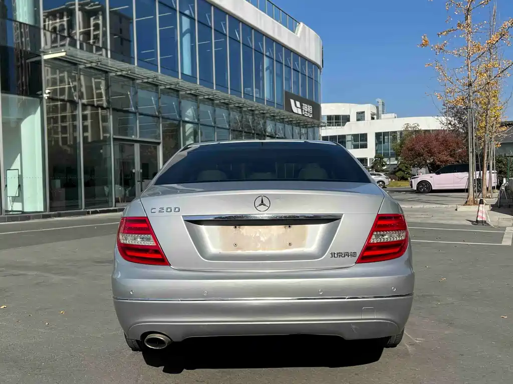 Mercedes-Benz C-Class 2012 — фото 13