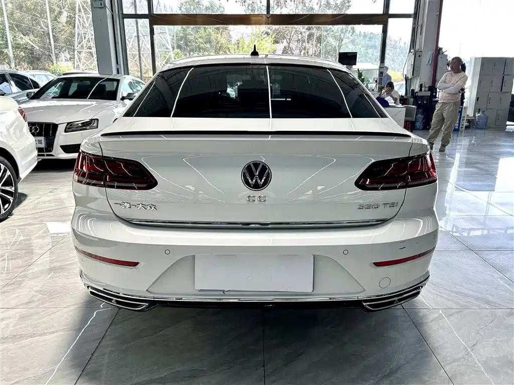 Volkswagen CC 2024 — фото 5
