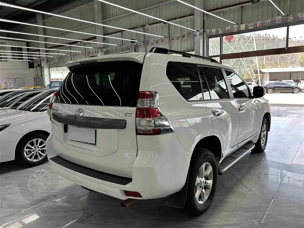 Toyota Prado 2016 — фото 5