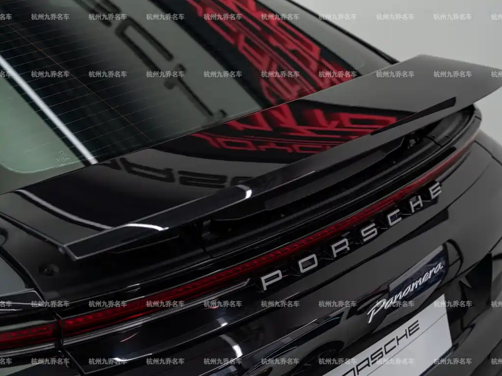 Porsche Panamera 2025 — фото 12