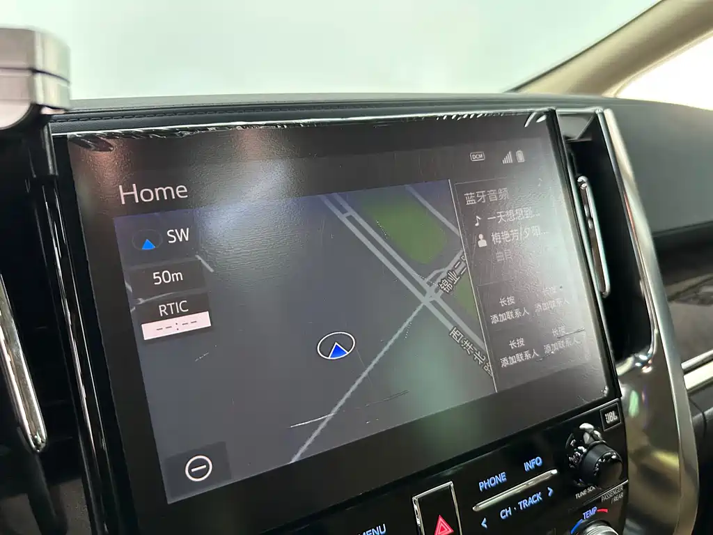Toyota Vellfire 2021 — фото 10