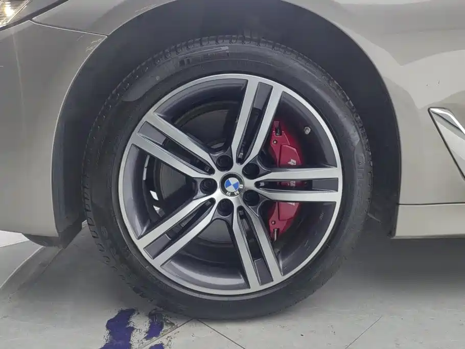 BMW 5 Series 2023