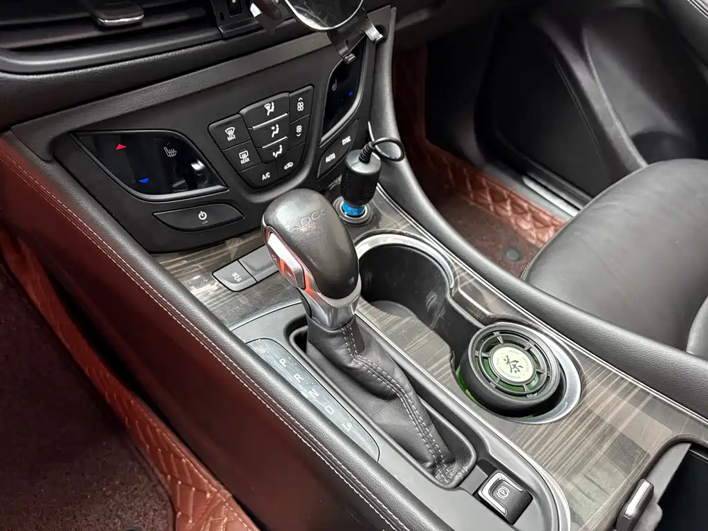 Buick Envision Plus 2019 — фото 9