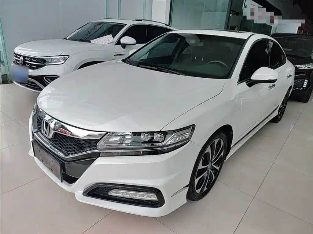 Honda Spirior 2015 — фото 2