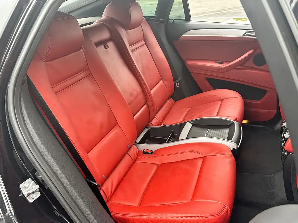 BMW X6 M 2013 — фото 30