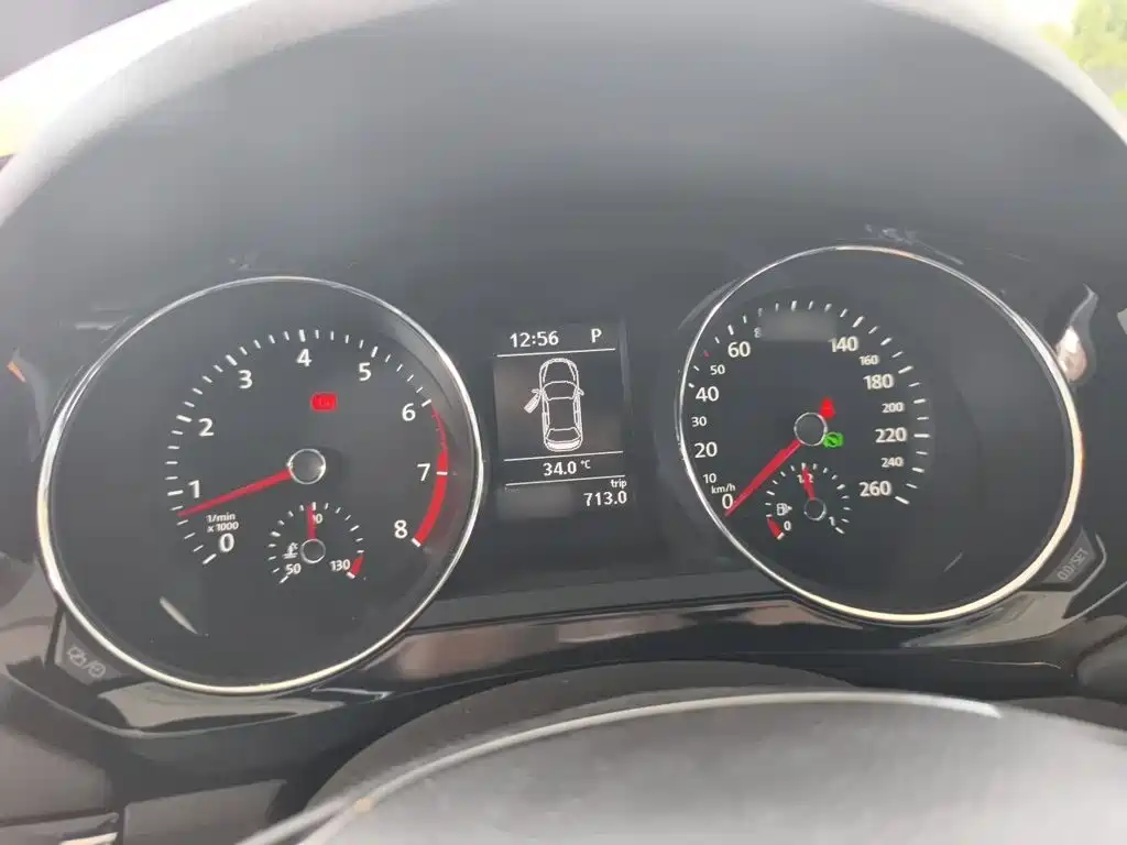 Volkswagen Sagitar 2019