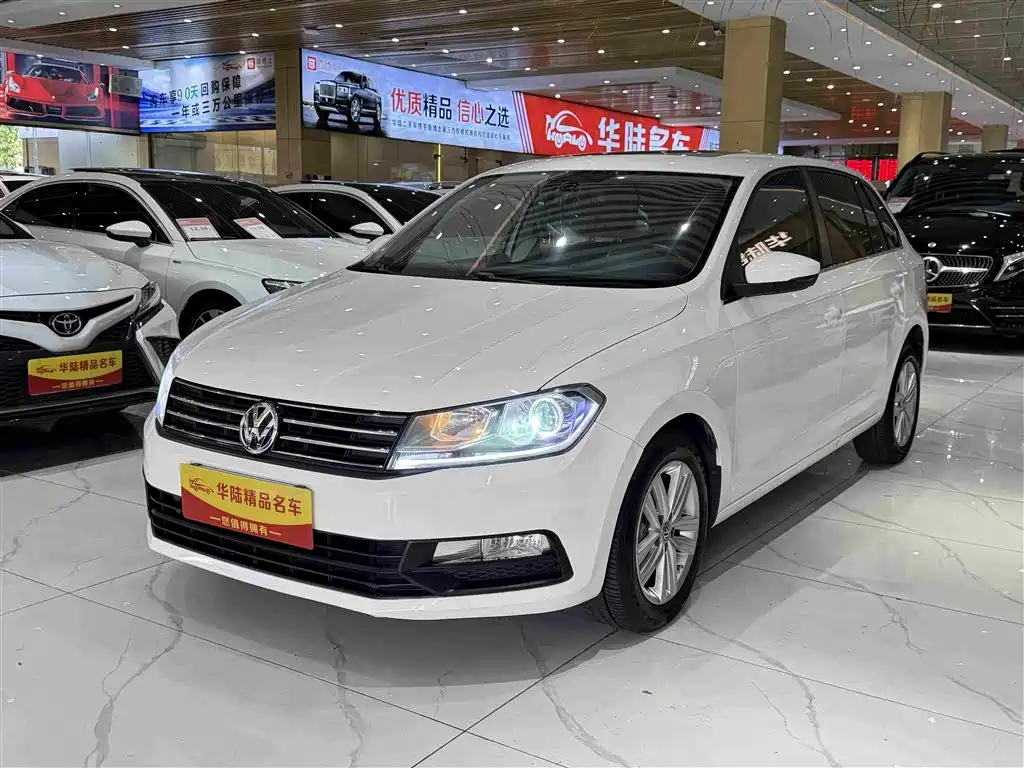 Volkswagen Santana 2015