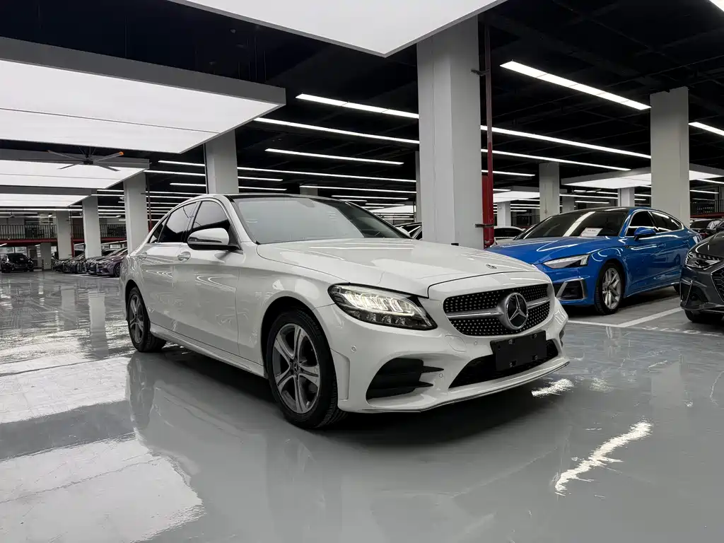 Mercedes-Benz C-Class 2019
