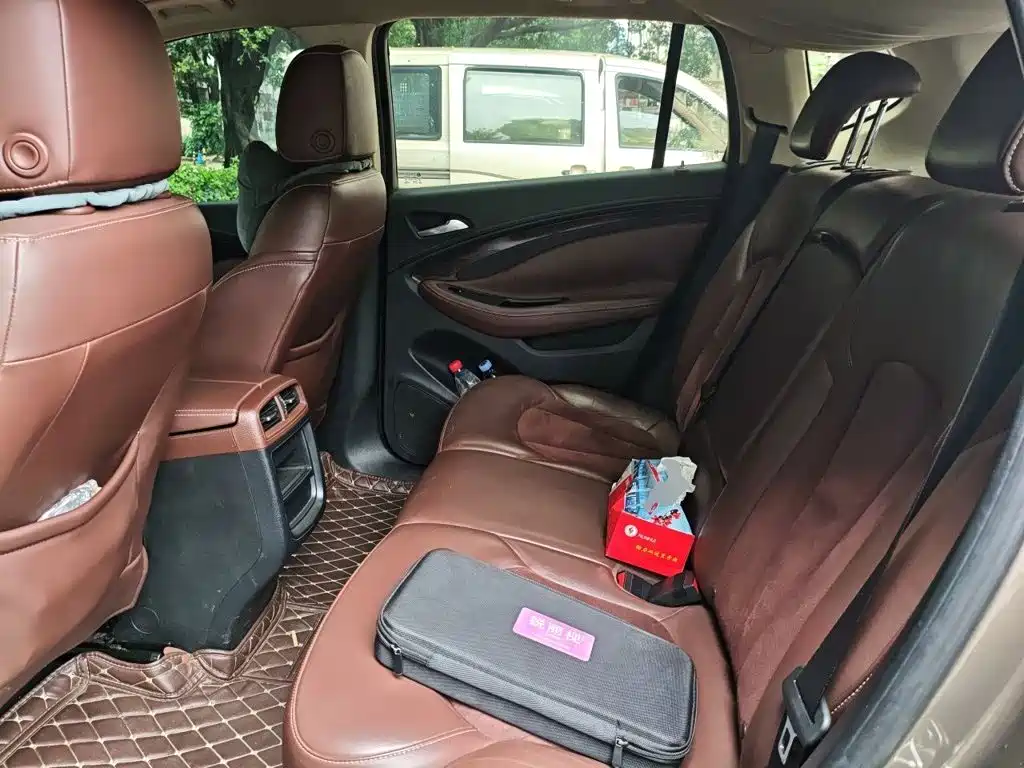 Buick Envision Plus 2016 — фото 18