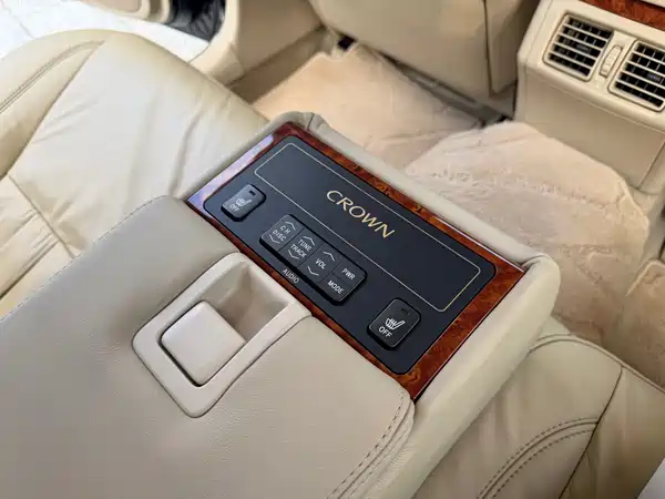Toyota Crown 2007