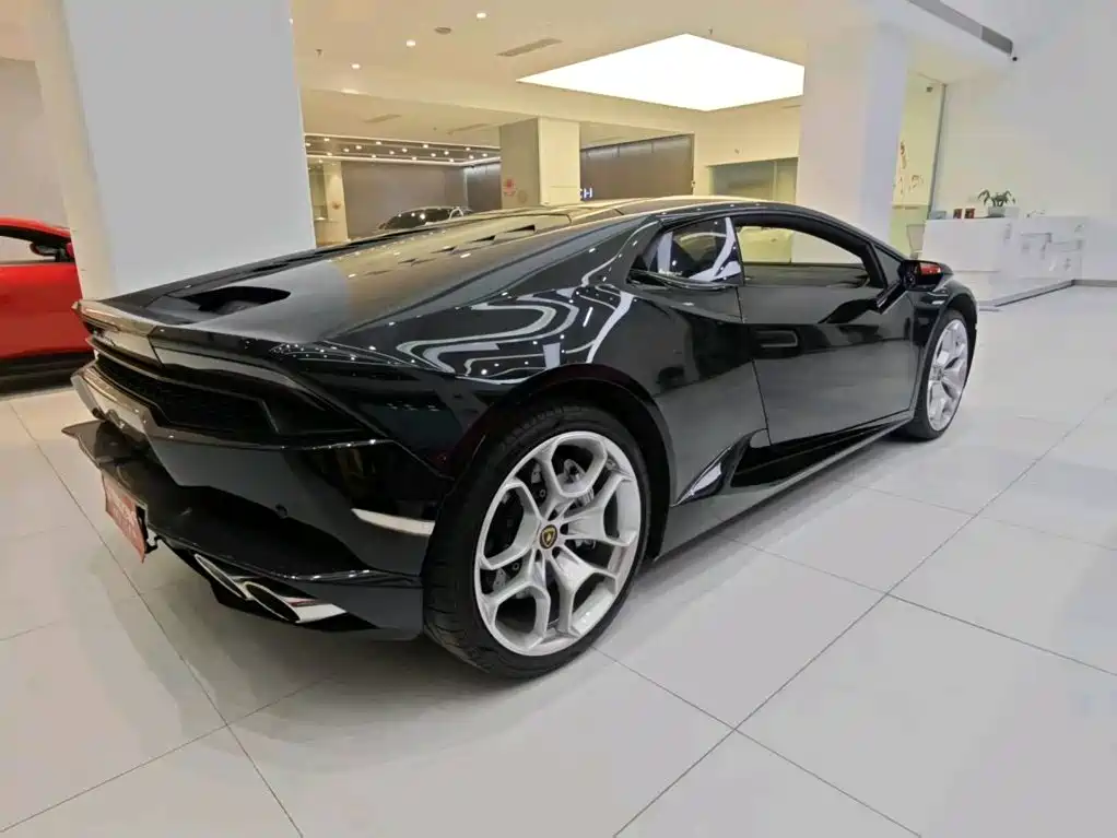 Lamborghini Huracan 2016 — фото 7