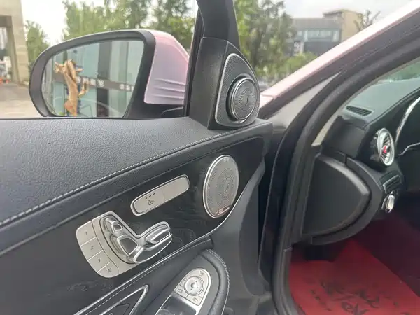 Mercedes-Benz C-Class 2020