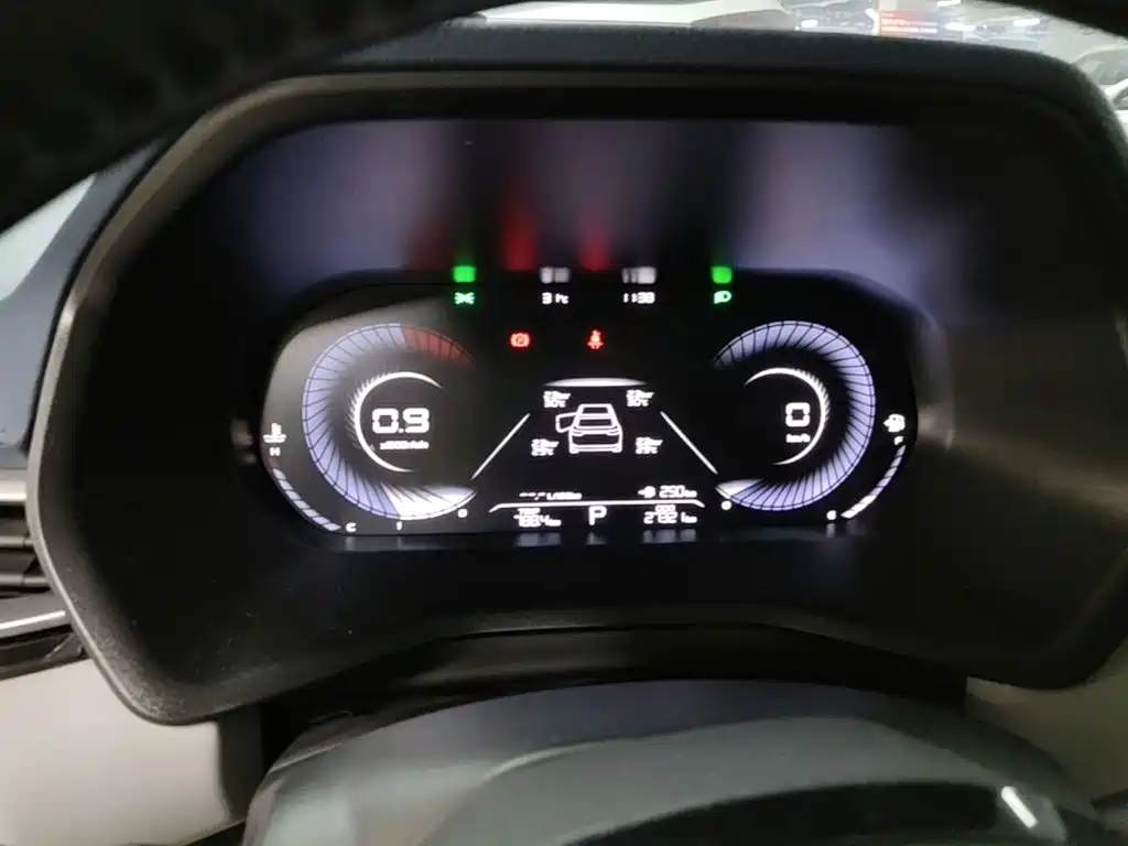Geely Emgrand 2023 — фото 12