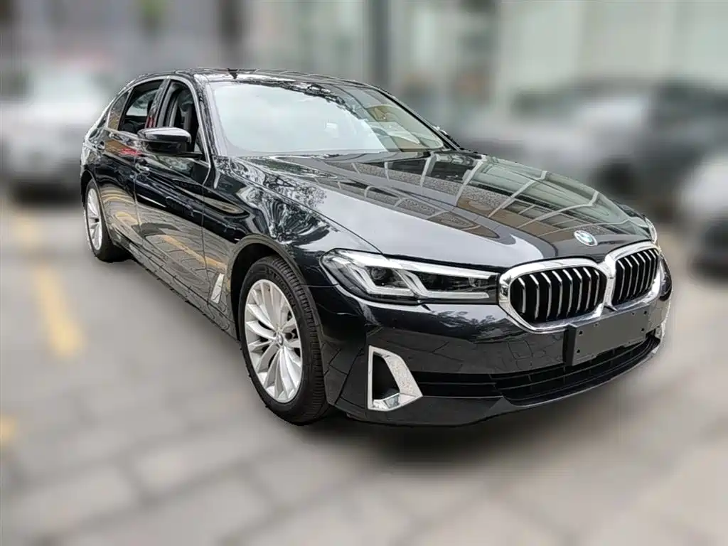 BMW 5 Series 2021 — фото 7