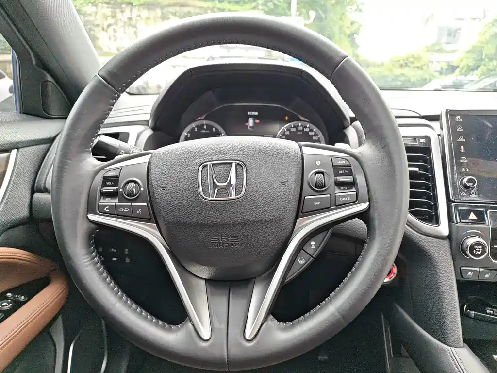 Honda UR-V 2017 — фото 19