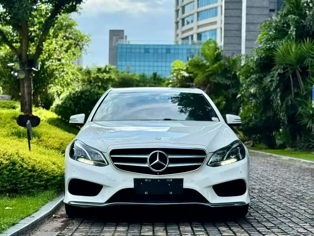 Mercedes-Benz E-Class 2015 — фото 2