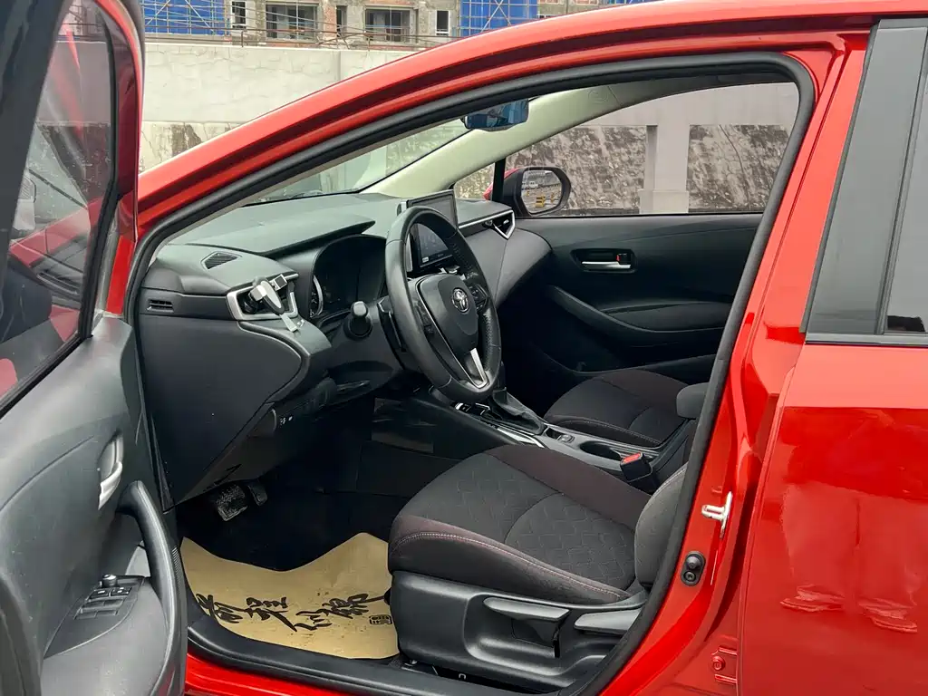 Toyota Corolla 2019 — фото 10