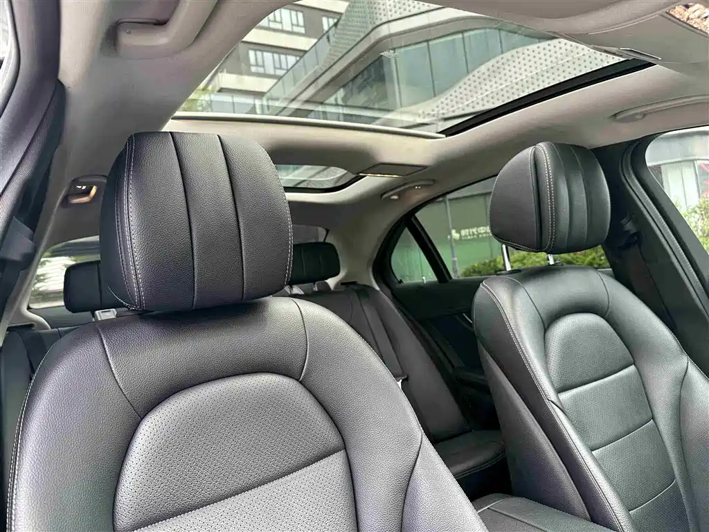 Mercedes-Benz C-Class 2019 — фото 22