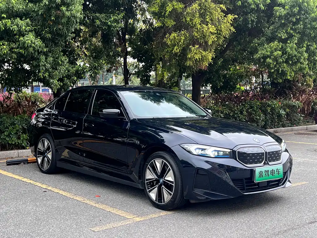 BMW i3 2024 — фото 3