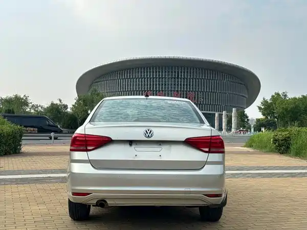Volkswagen Lavida 2016