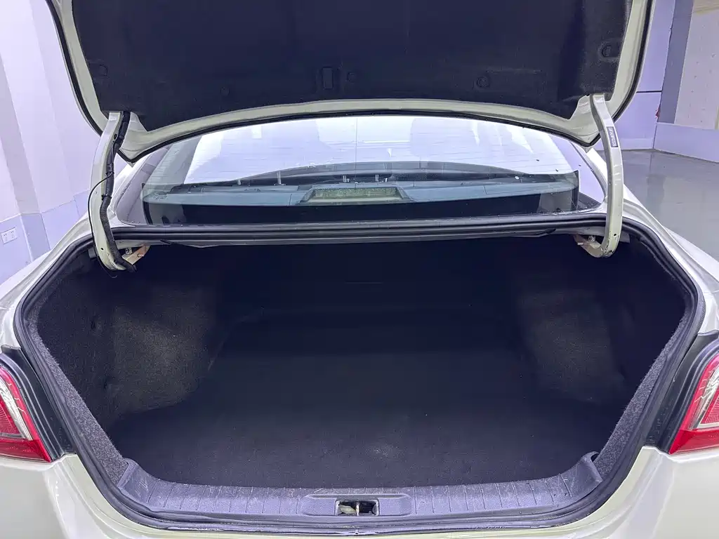 Nissan Teana 2015 — фото 14