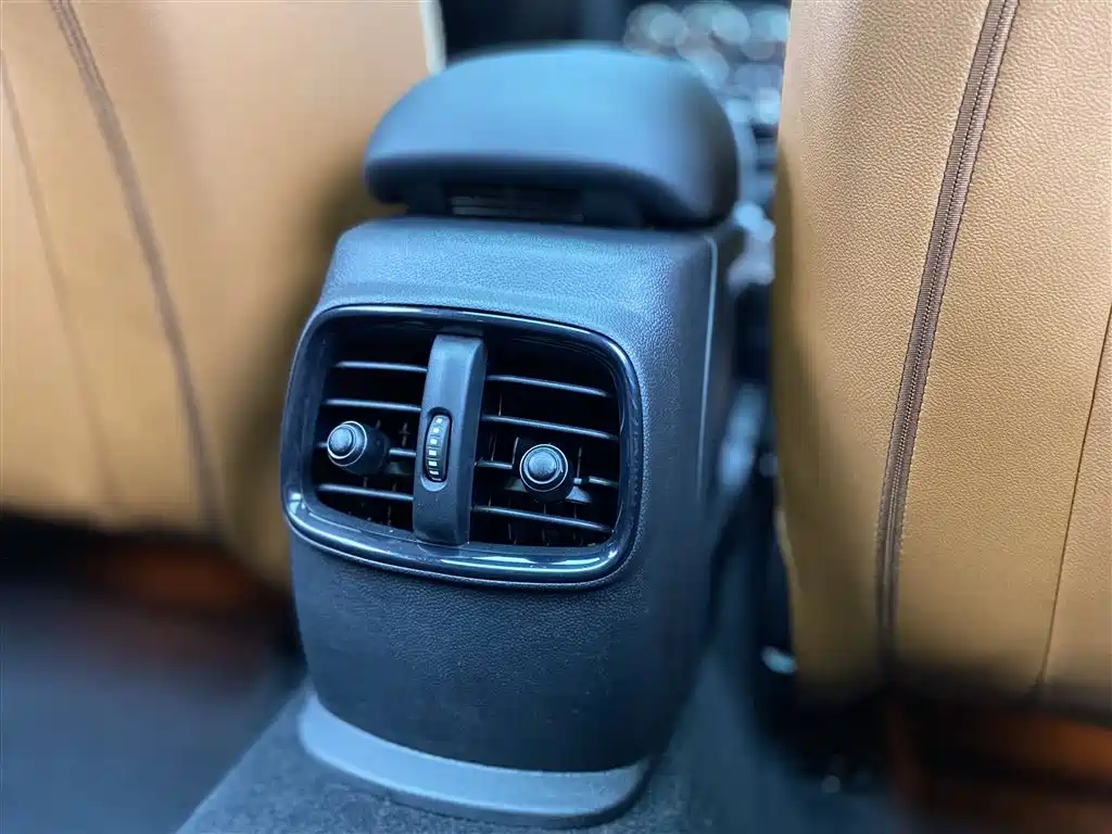 MINI Clubman 2023 — фото 25