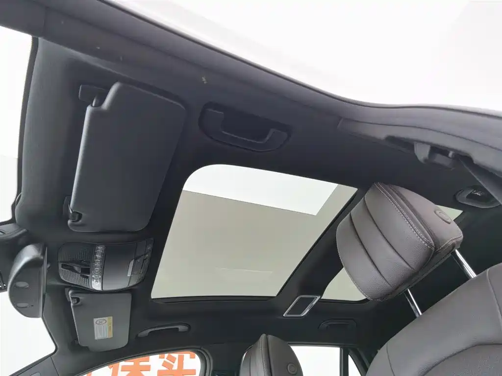 Mercedes-Benz GLC 2019 — фото 14