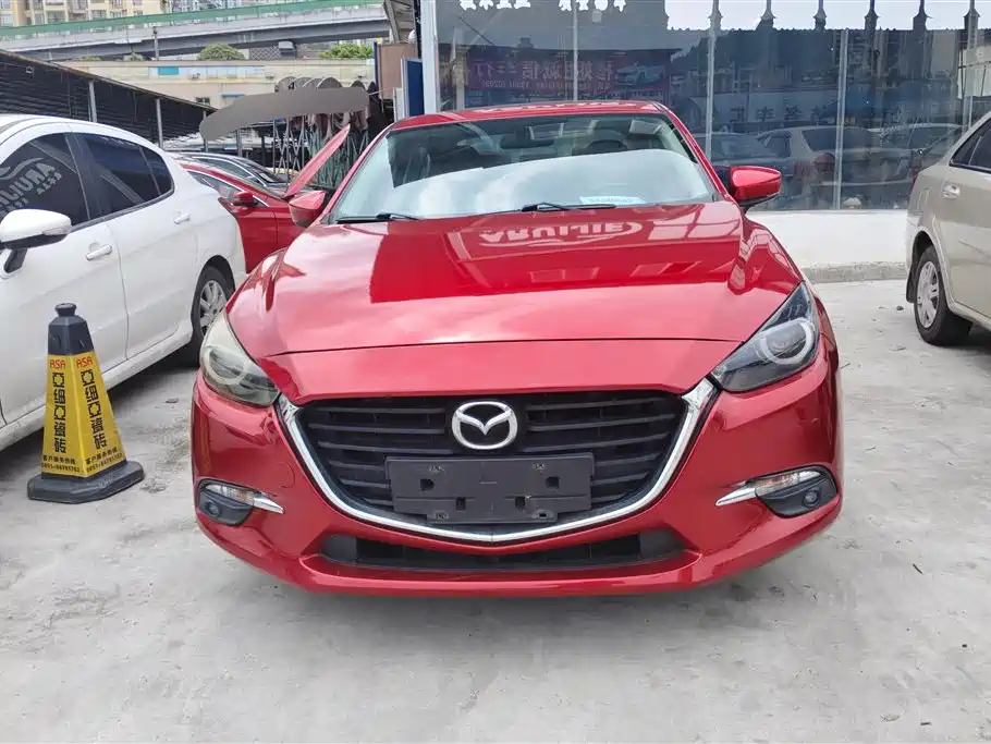 Mazda 3 Axela 2019 — фото 2