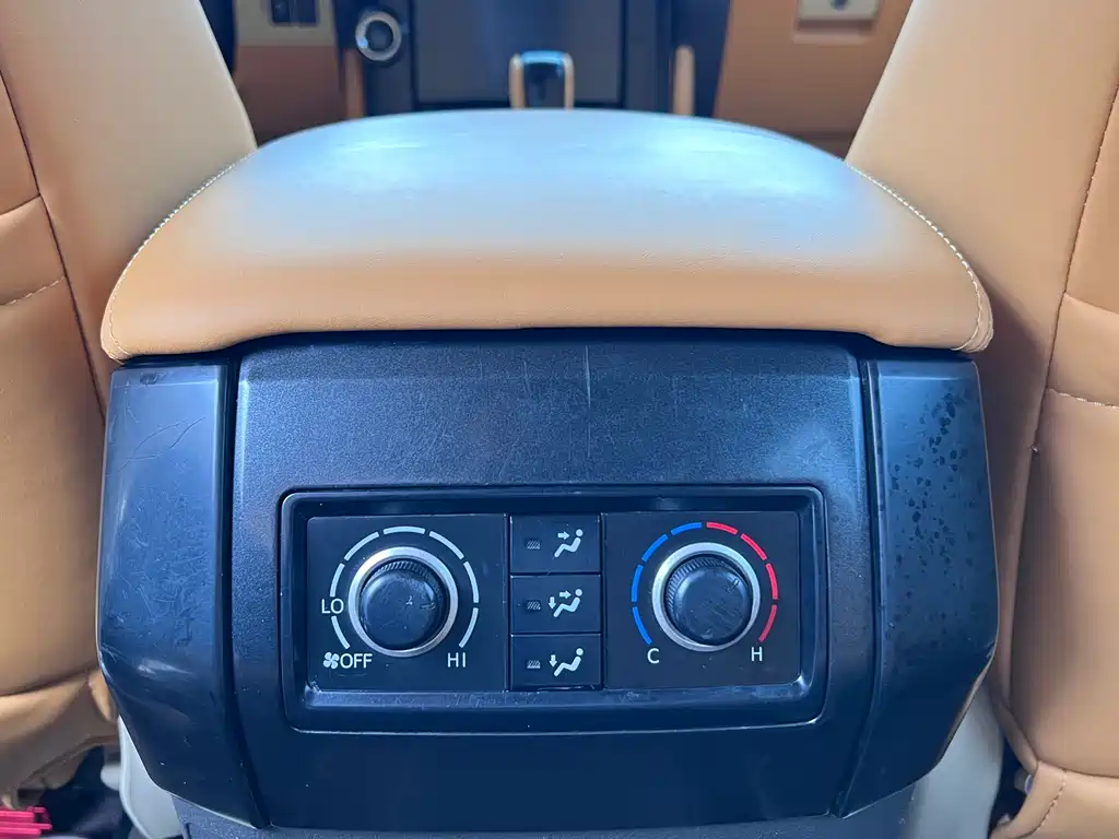 Toyota Prado 2018 — фото 14