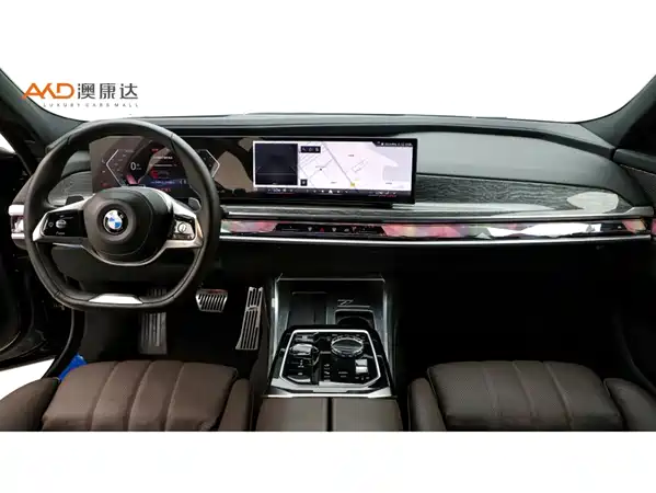 BMW 7 Series 2024