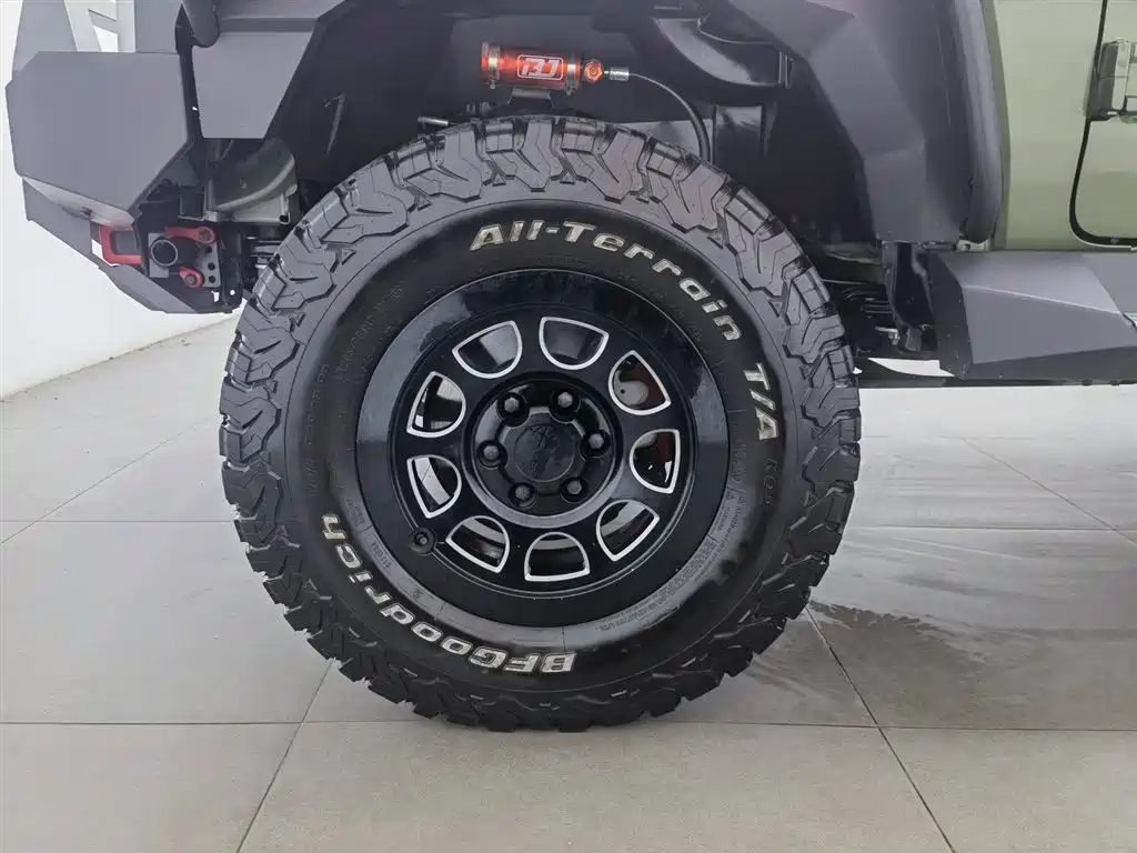 Beijing Off-Road BJ40 2024 — фото 17