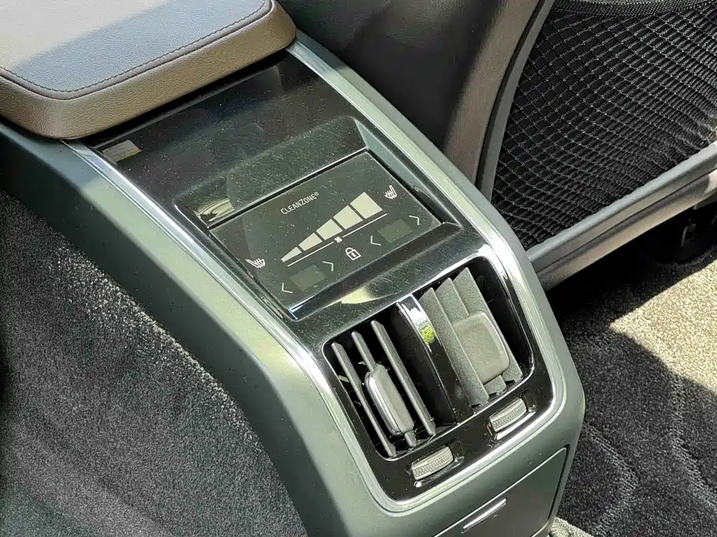 Volvo S90 2023 — фото 16