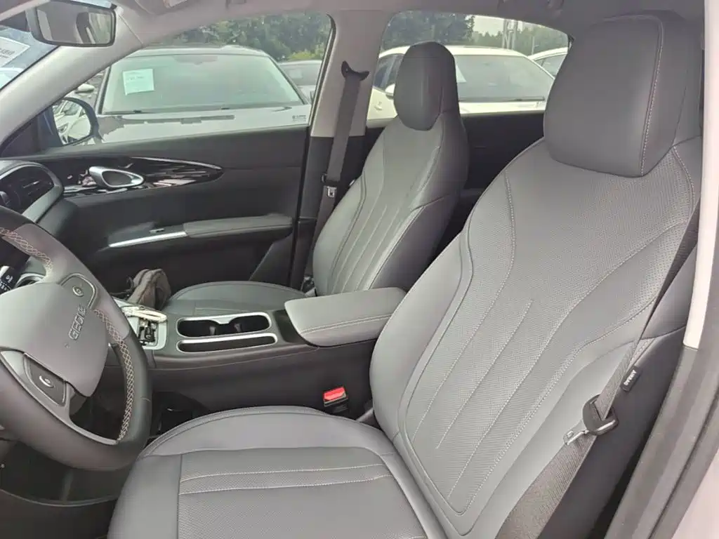 Geely Galaxy Starwish 2026 — фото 15