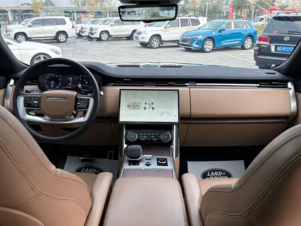 Land Rover Range Rover 2024