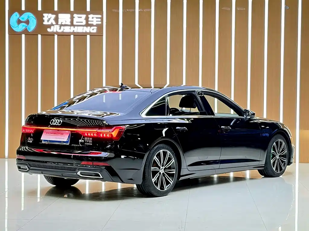 Audi A6L 2021 — фото 12