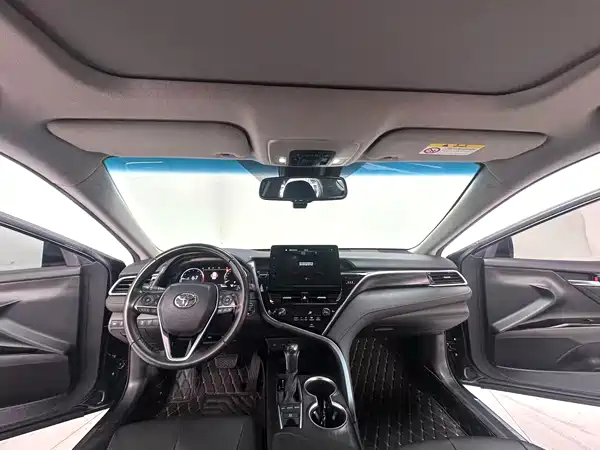 Toyota Camry 2023