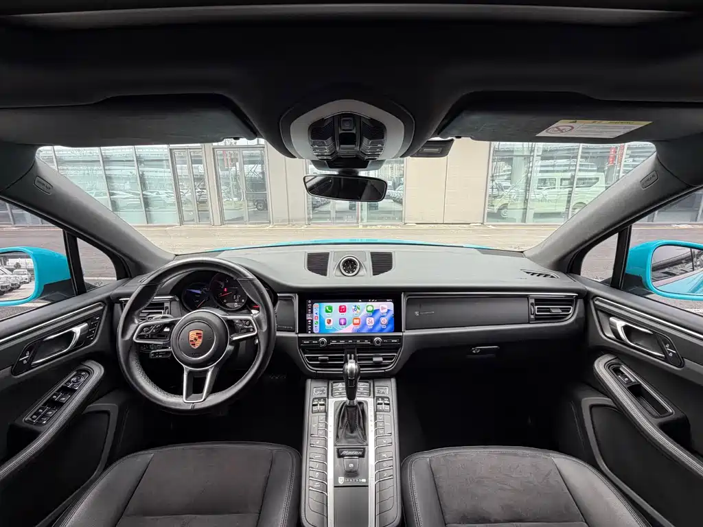 Porsche Macan 2020 — фото 12