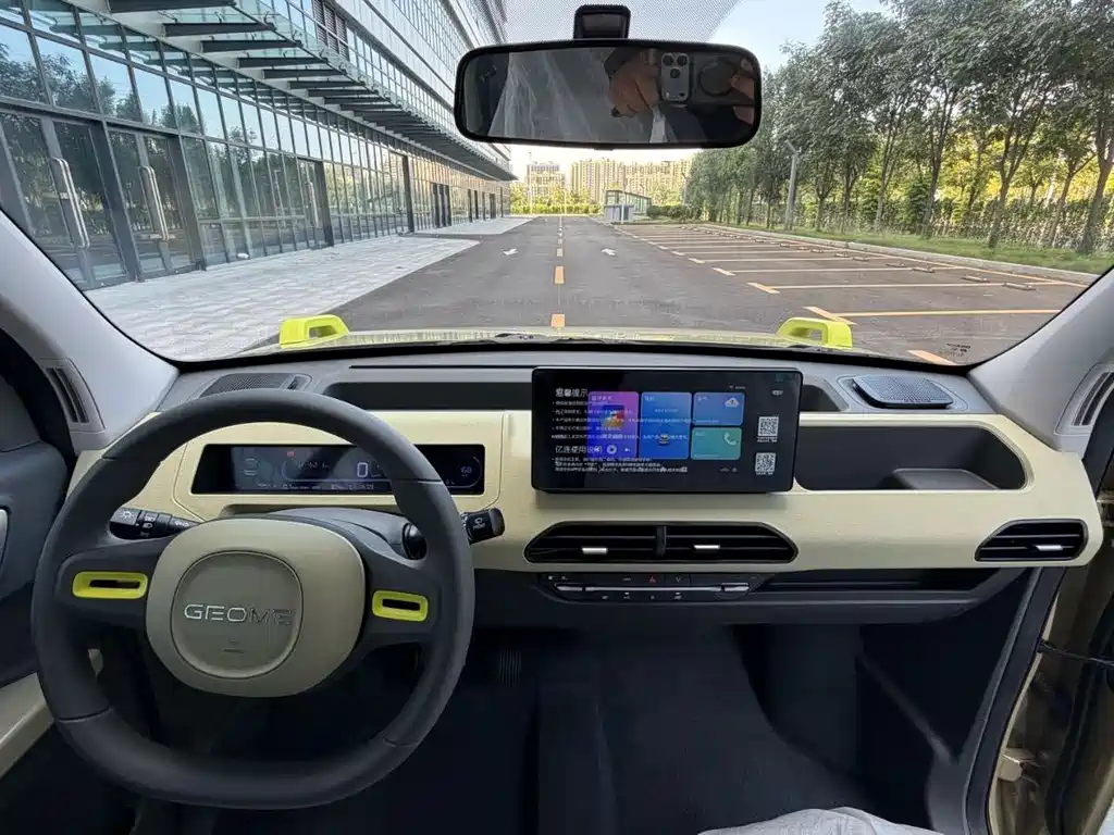 Geely Galaxy Panda 2024 — фото 11