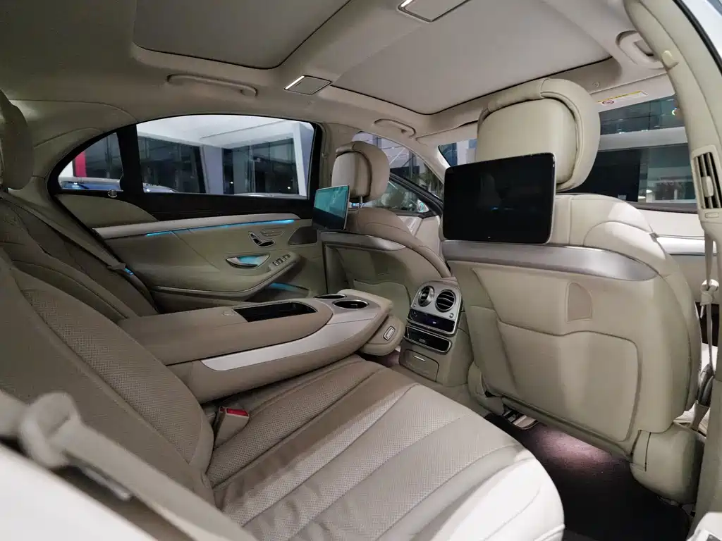 Mercedes-Benz S-Class 2017 — фото 16