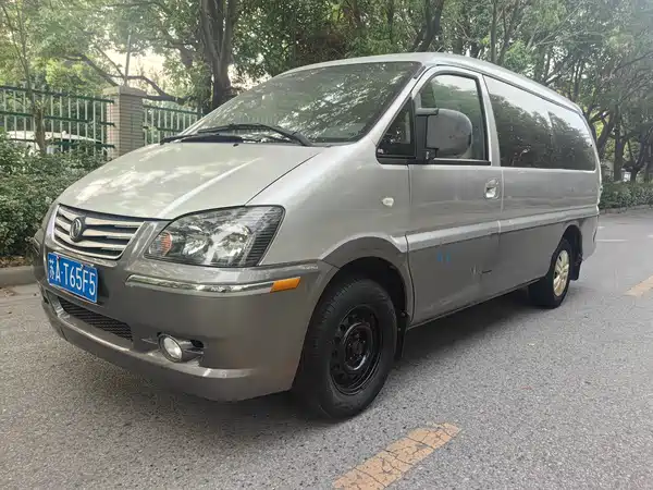 Dongfeng Lingzhi 2016