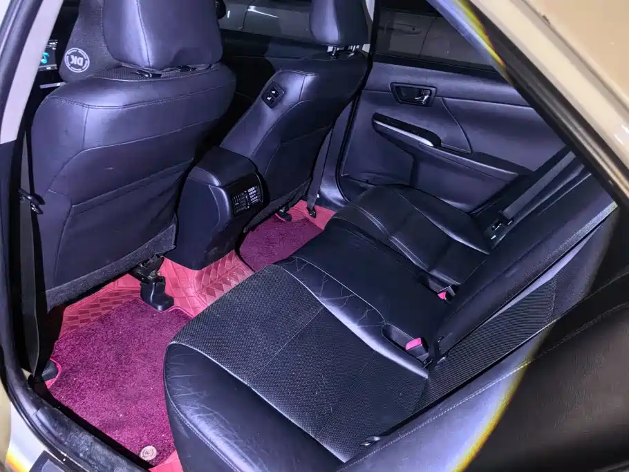 Toyota Camry 2015 — фото 11